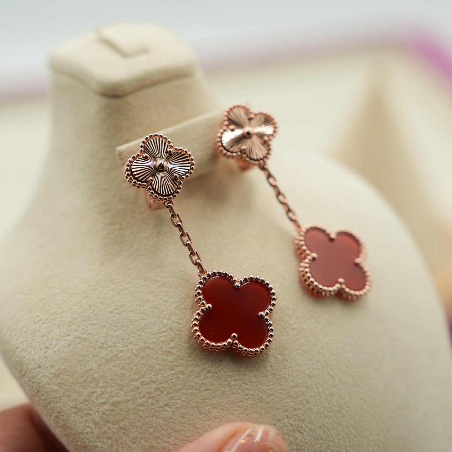 Carnelian  & Guillioche 2 mootif clover earrings 925 silver 18k rose gold plated