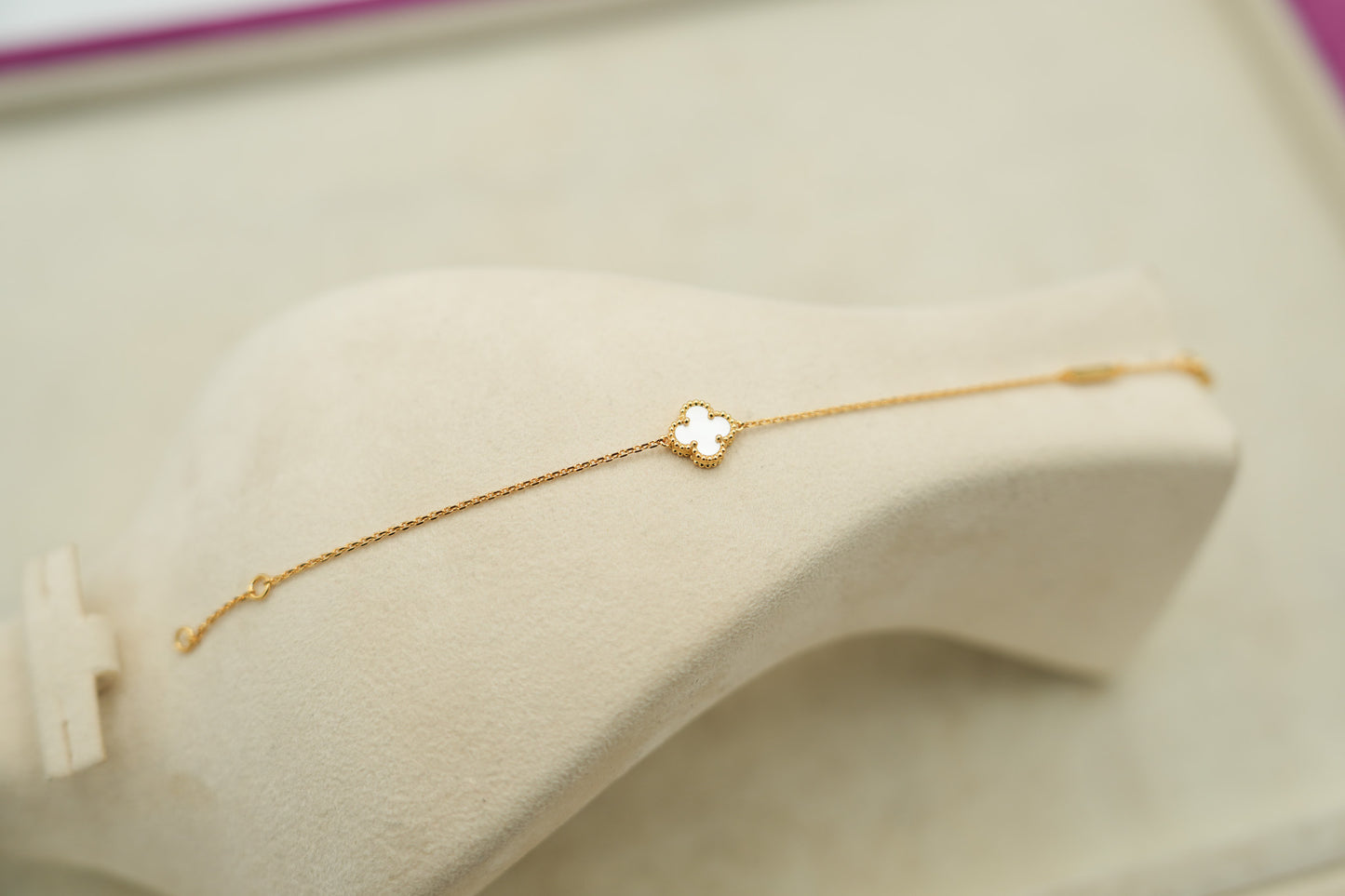 Sweet 10mm Mother of pearl Clover bracelet 925 silver 18k gold plated