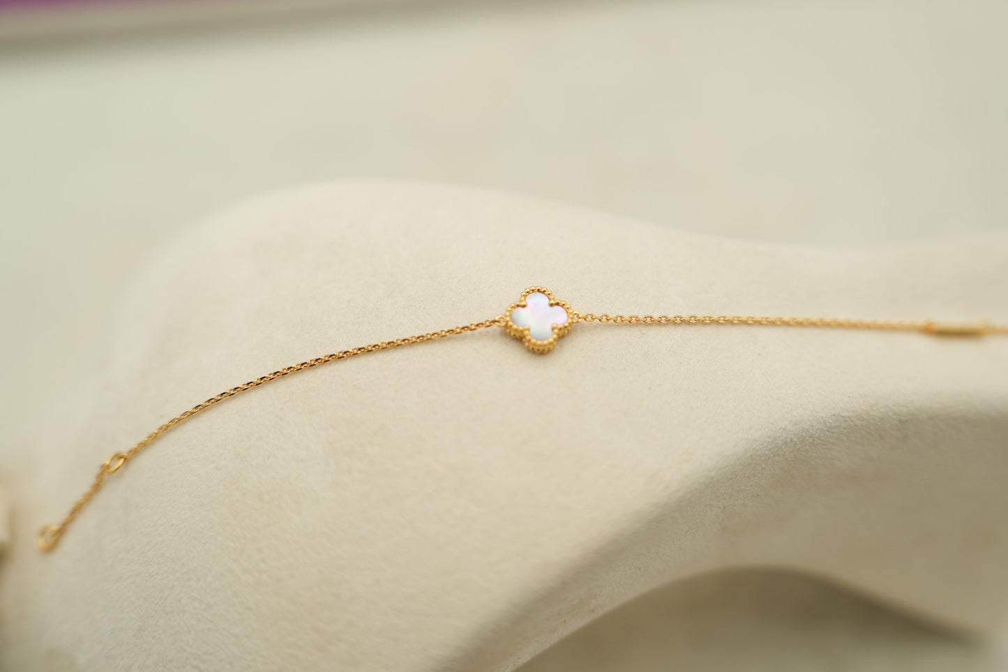 Pink Mother of pearl sweet 10mm clover bracelet 925 silver 18k gold plated