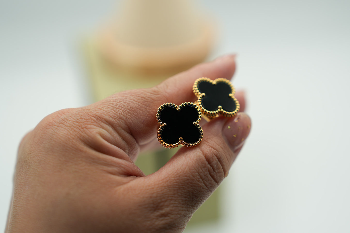 Onyx 20mm Magic Clover earrings 925 silver 18k gold plated