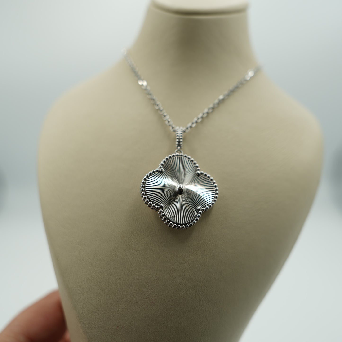 Guillioche magic 25mm clover necklace 15mm clover size 925 silver 18k white gold plated