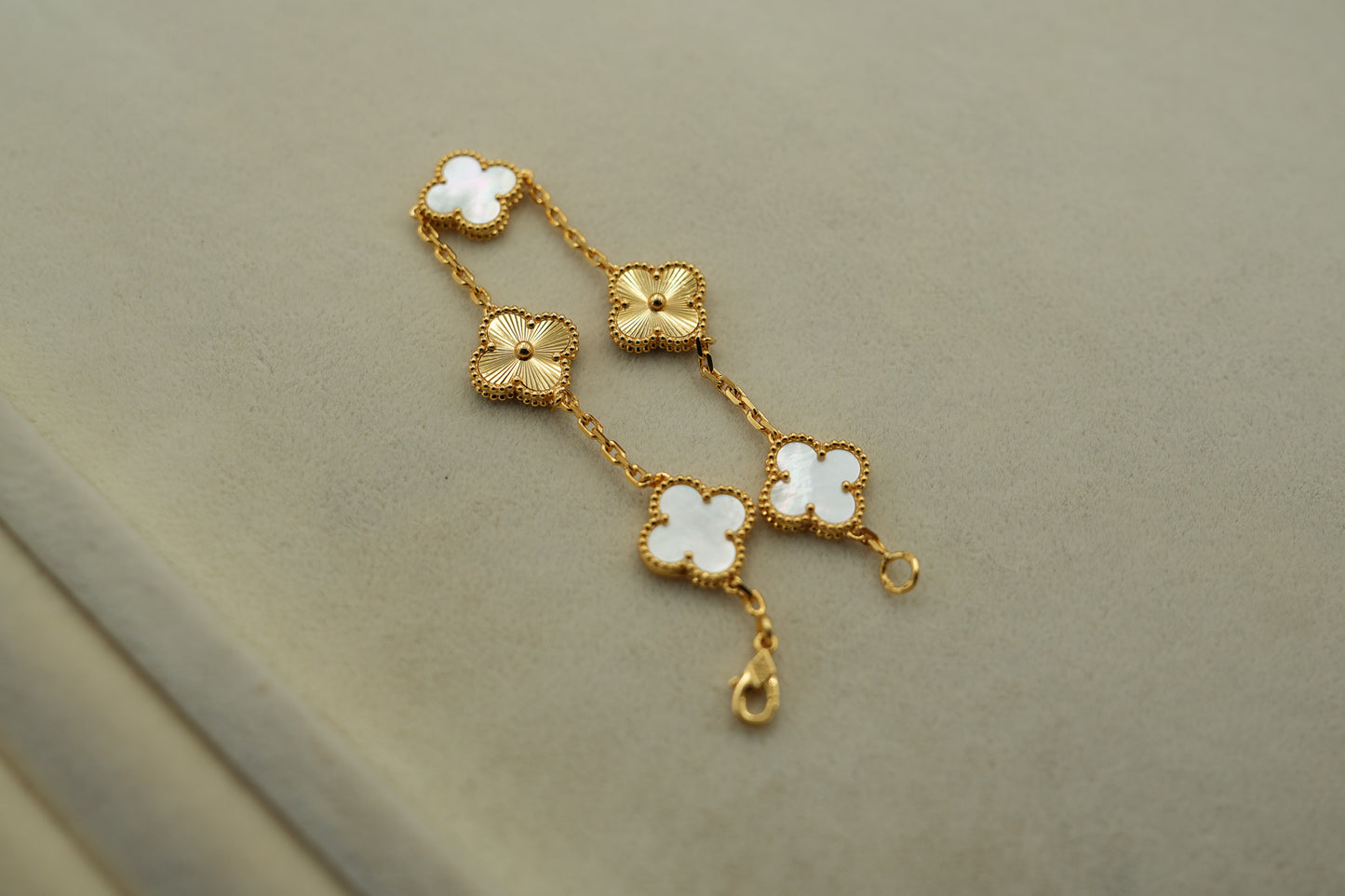 mother of pearl and guillioche bracelet 925 silver 18k gold plated