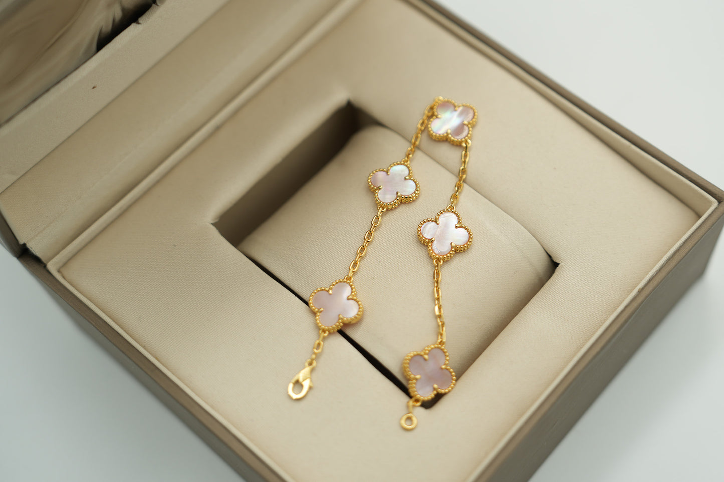 Pink Mother of pearl clover bracelet 925 silver 18k gold plated