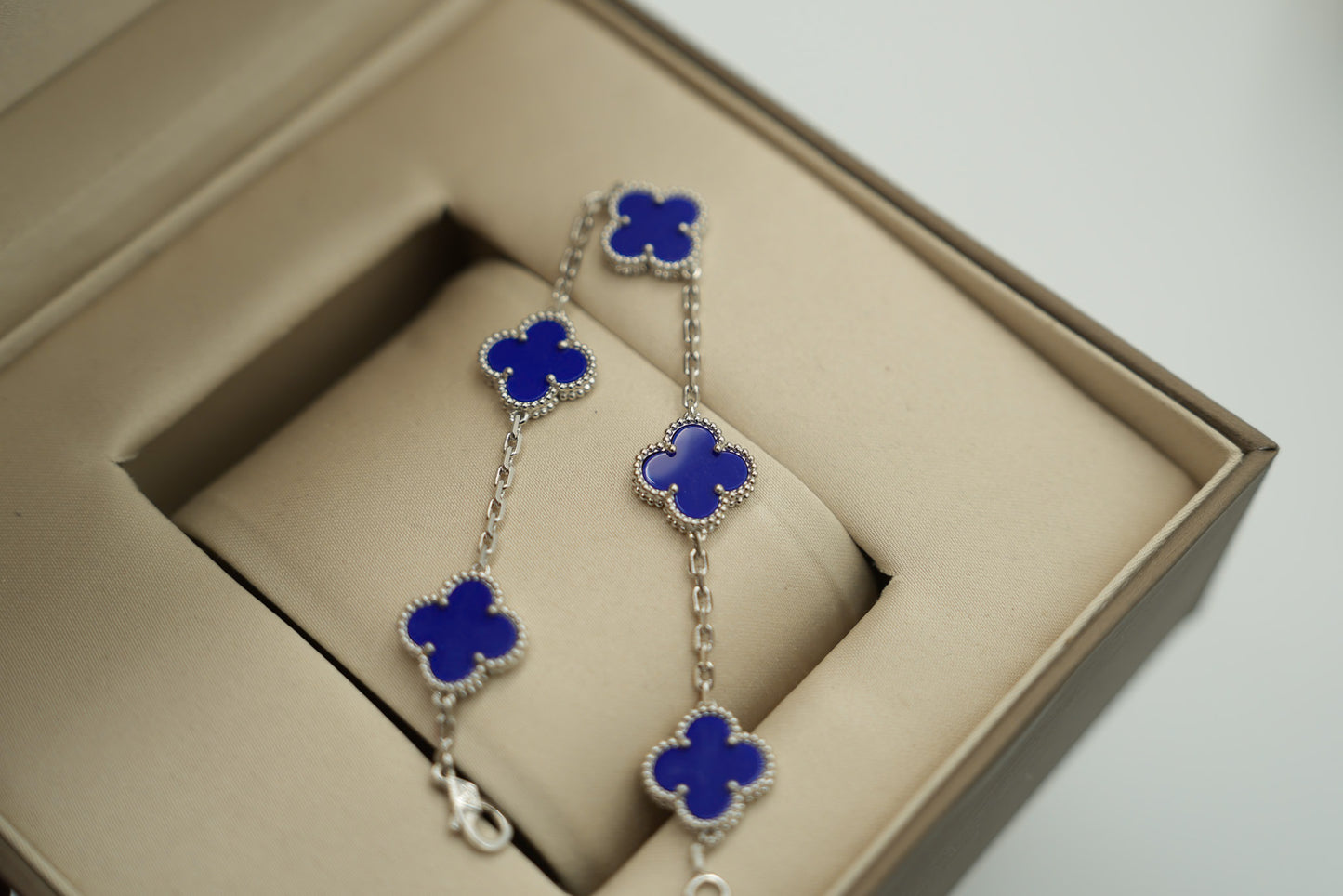 Lapis lazuli 5 motif bracelet 925 silver 18k gold plated