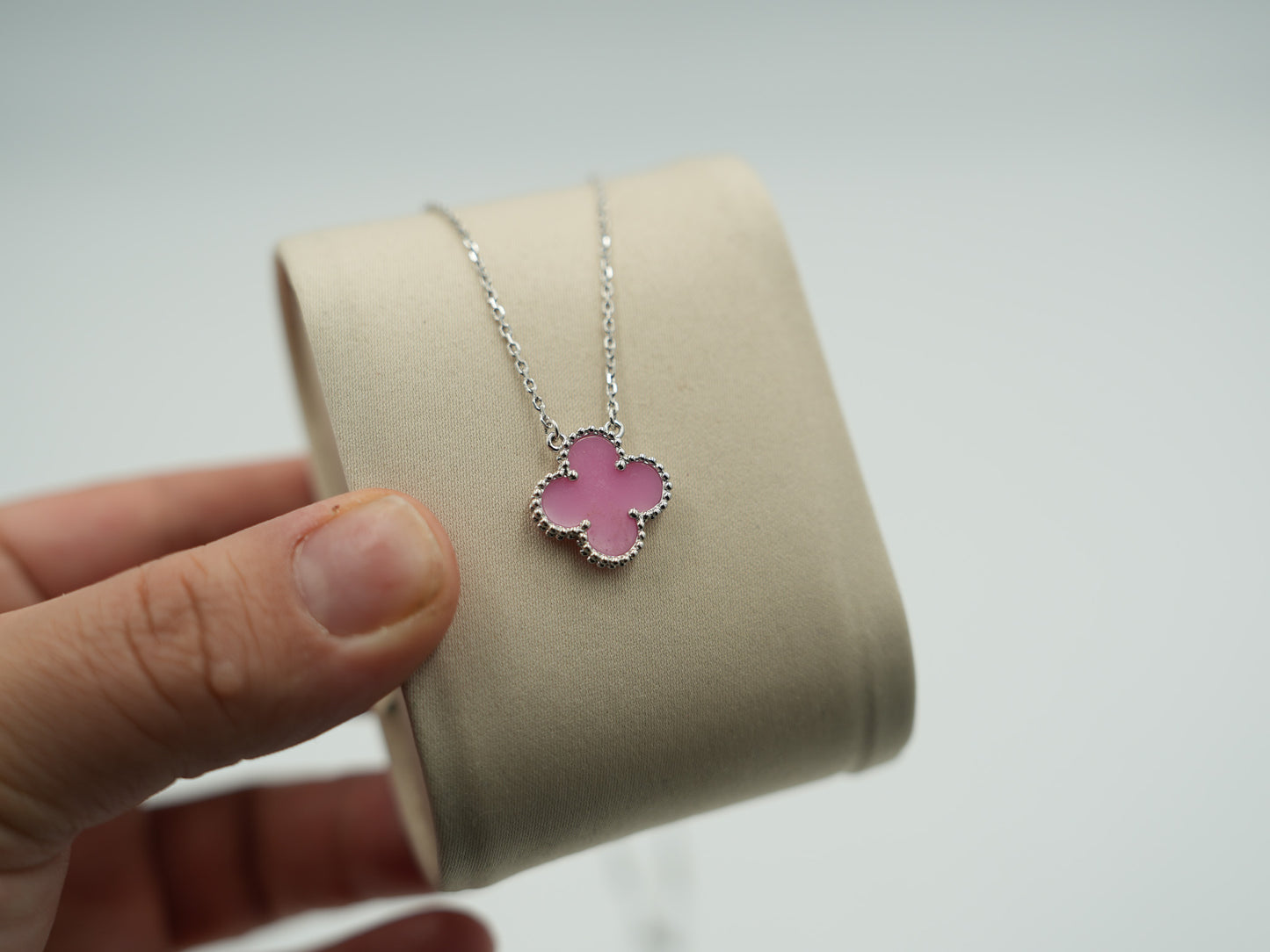 One clover  necklace 15mm clover size 925 silver 18k white gold plated