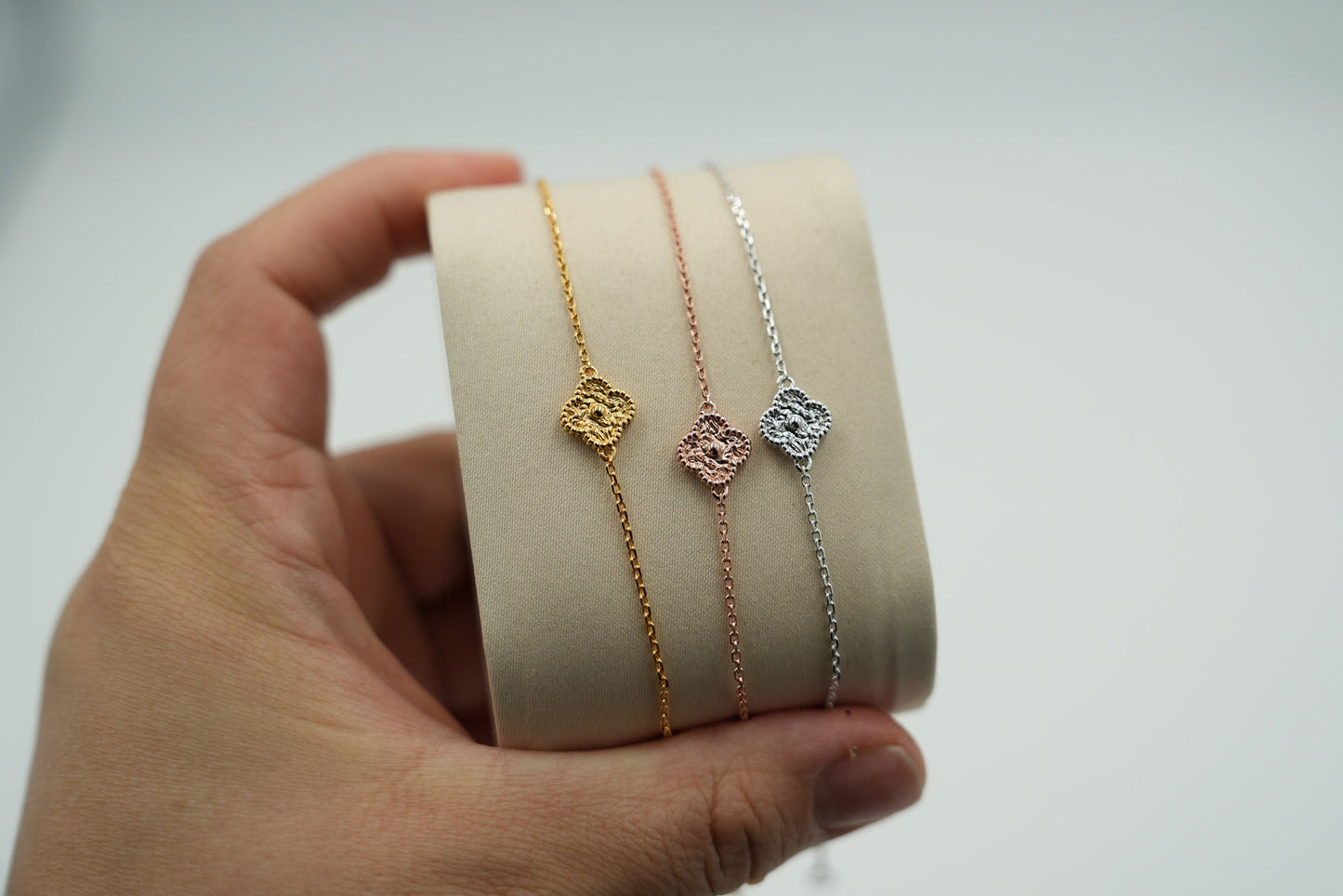 Sweet 10mm Hammered Clover bracelet 925 silver 18k gold plated