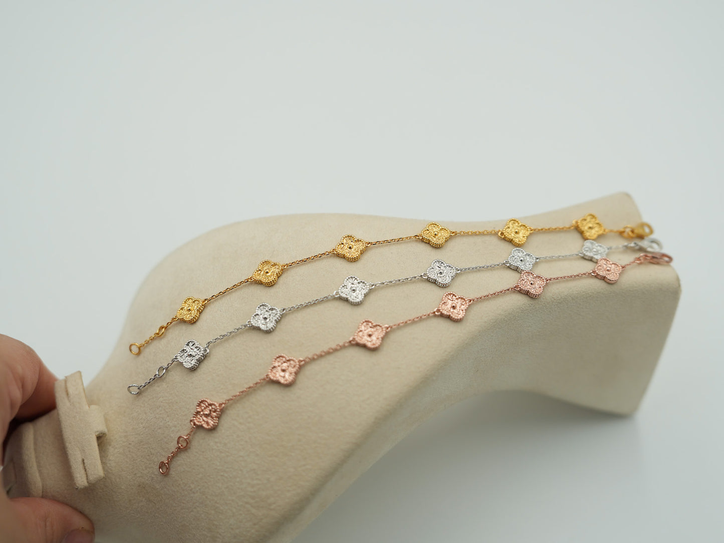 Hammered sweet 10mm clover bracelet 925 silver 18k gold plated