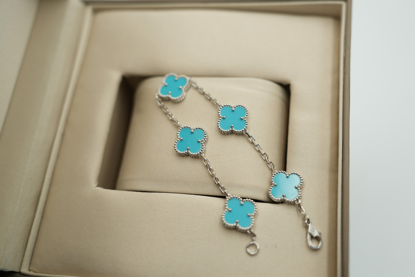 Turquoise 5 motif bracelet 925 silver 18k gold plated