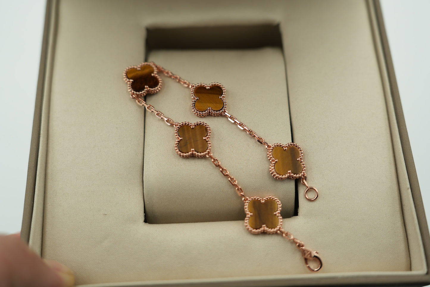 Tiger eye 5 motif bracelet 925 silver 18k gold plated
