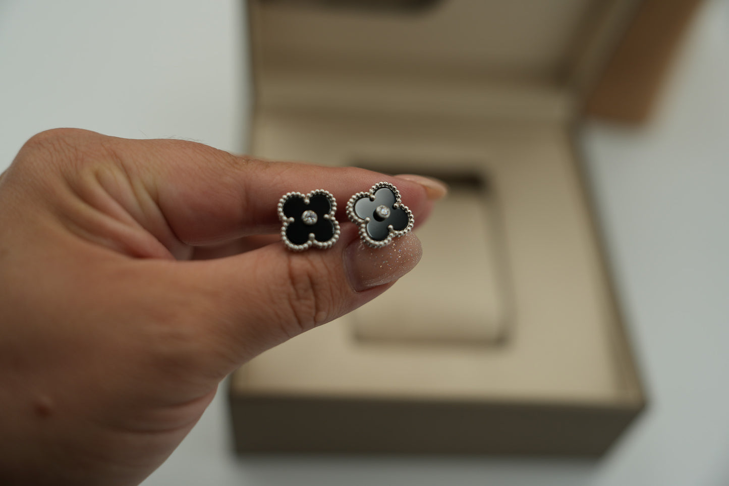 15mm CZ & Onyx Clover earrings 925 silver 18k white gold plated post back