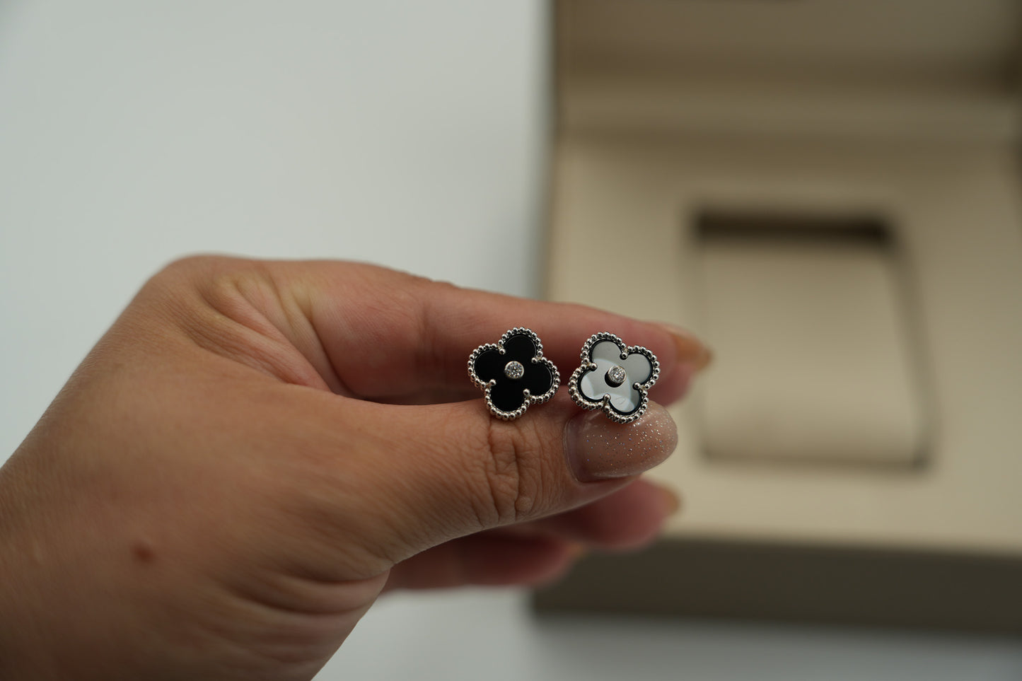 15mm CZ & Onyx Clover earrings 925 silver 18k white gold plated post back