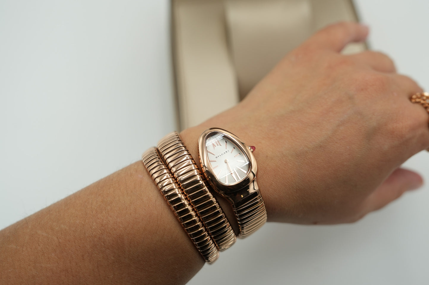 white Dial Serpenti Watch Quartz Watch snake watch rose gold color Double Raw