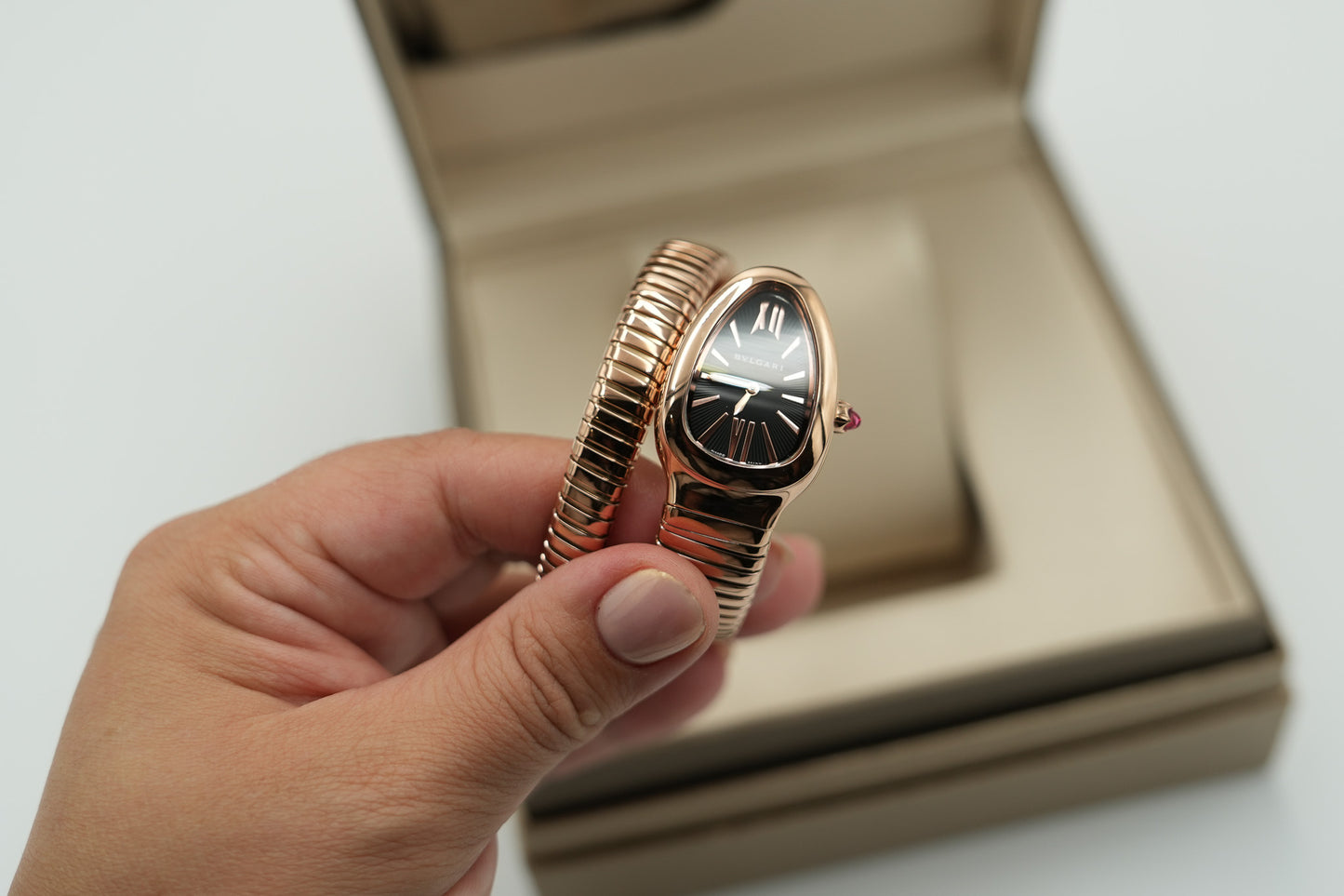 Black Dial Serpenti Watch Quartz Watch snake watch rose gold color