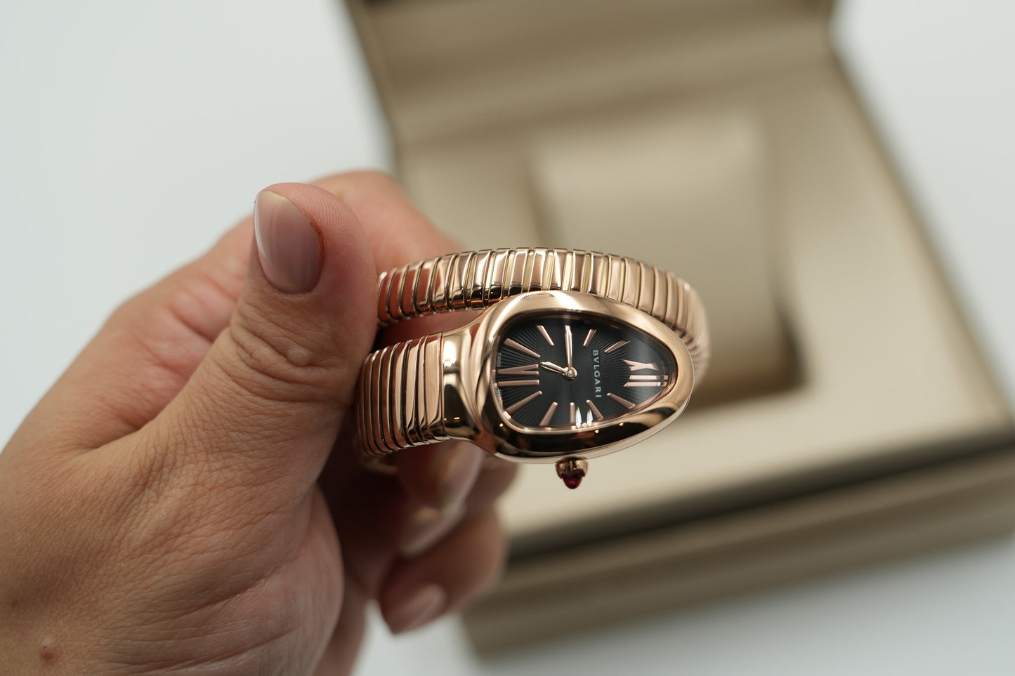 Black Dial Serpenti Watch Quartz Watch snake watch rose gold color