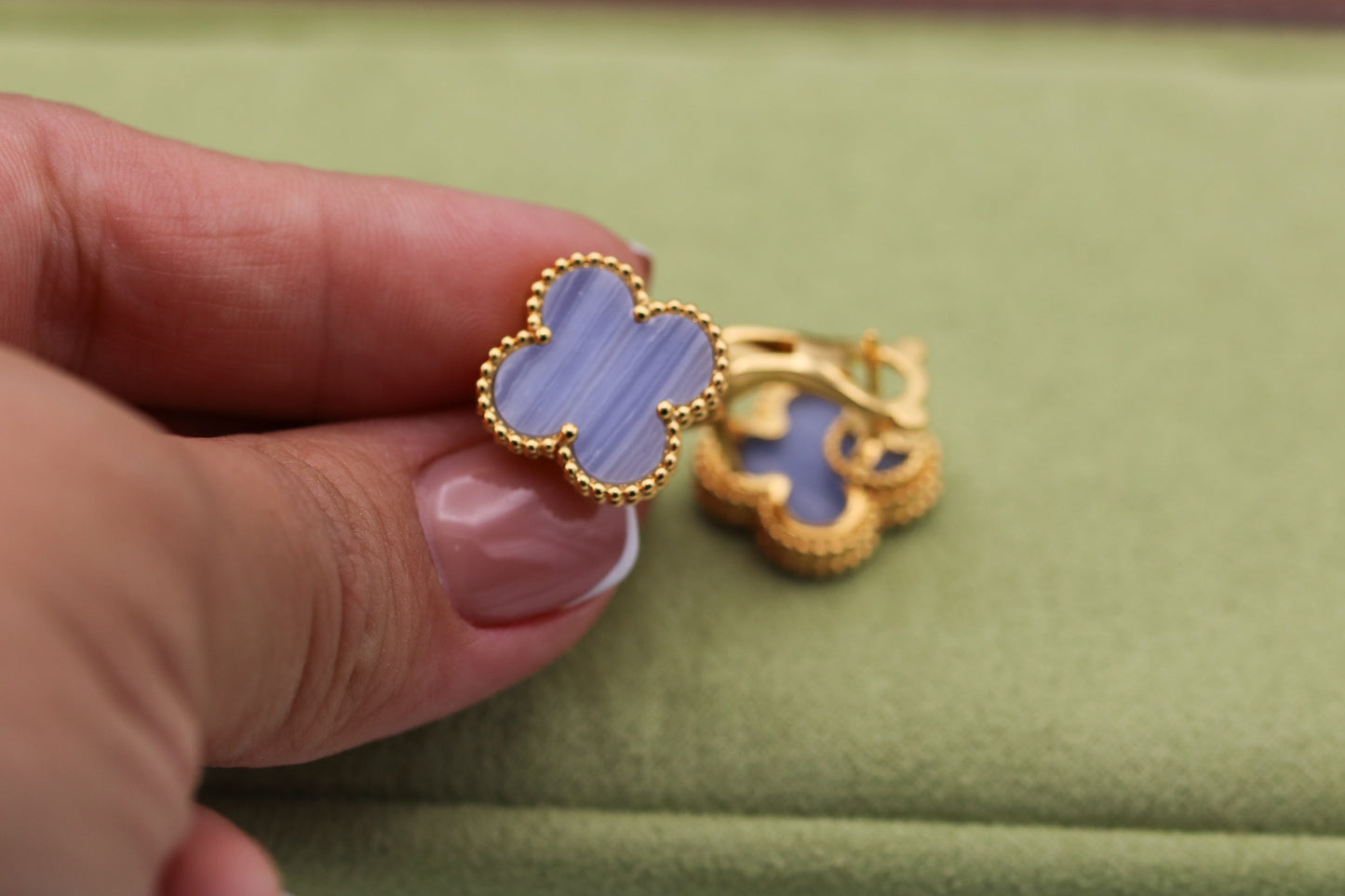 15mm one Chalcedony clover  earrings 925 silver 18k gold plated