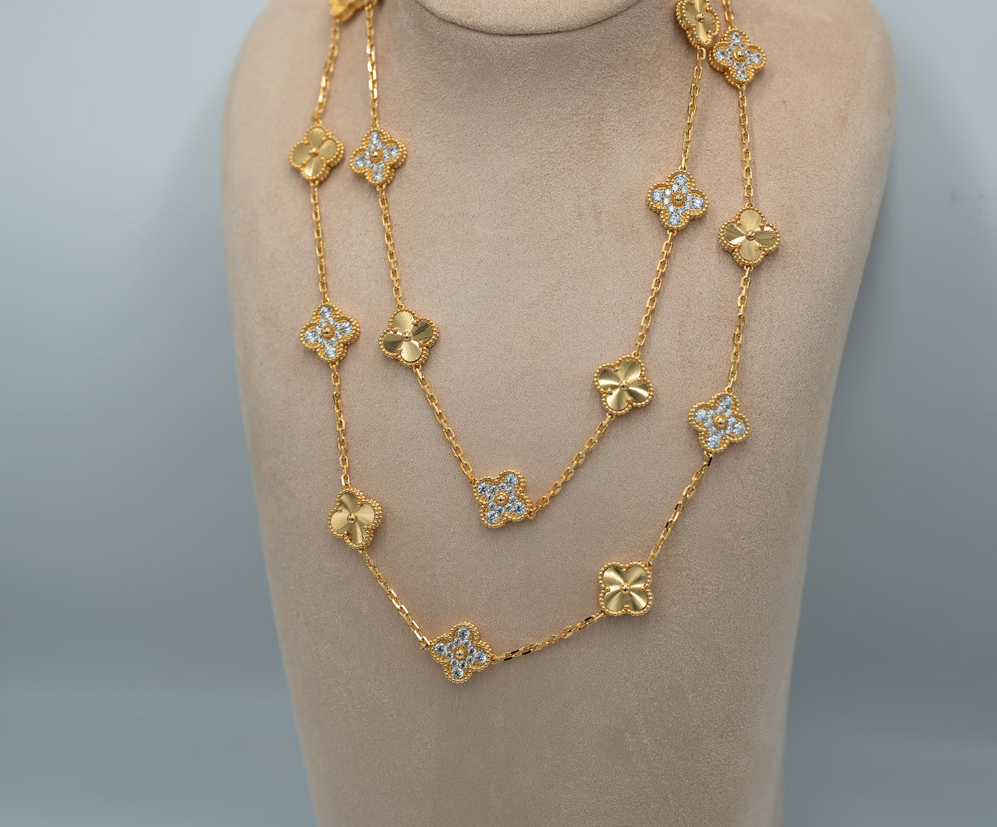 20 motif Guillioche & CZ clover necklace 925 silver 18k gold plated 84 cm long