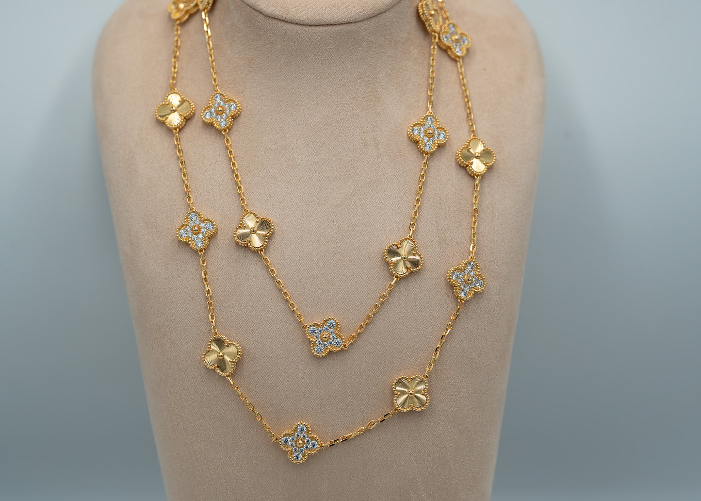 20 motif Guillioche & CZ clover necklace 925 silver 18k gold plated 84 cm long