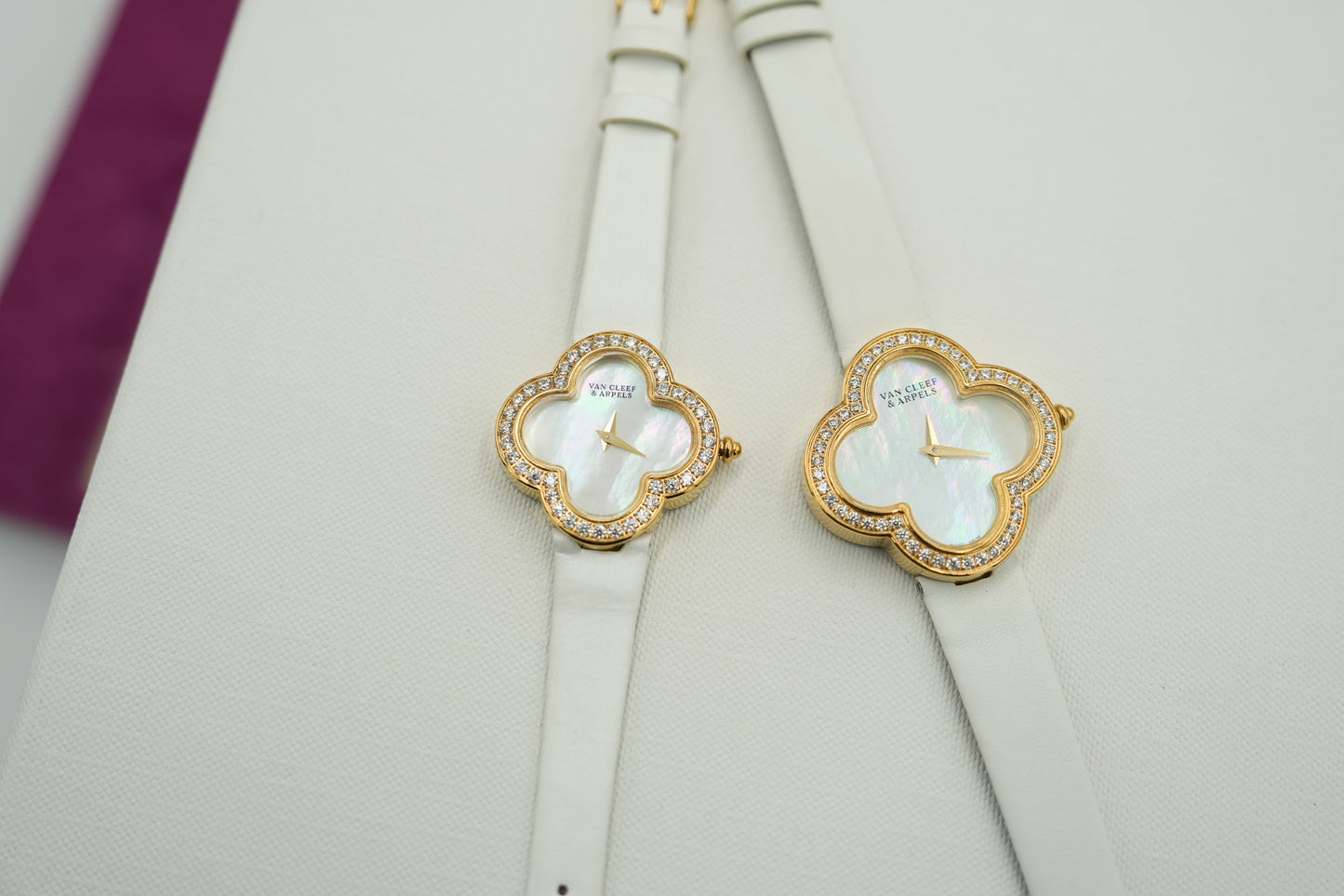 Lady Arpels   Watch Bracelet Quartz Watch Clover watch CZ Dial