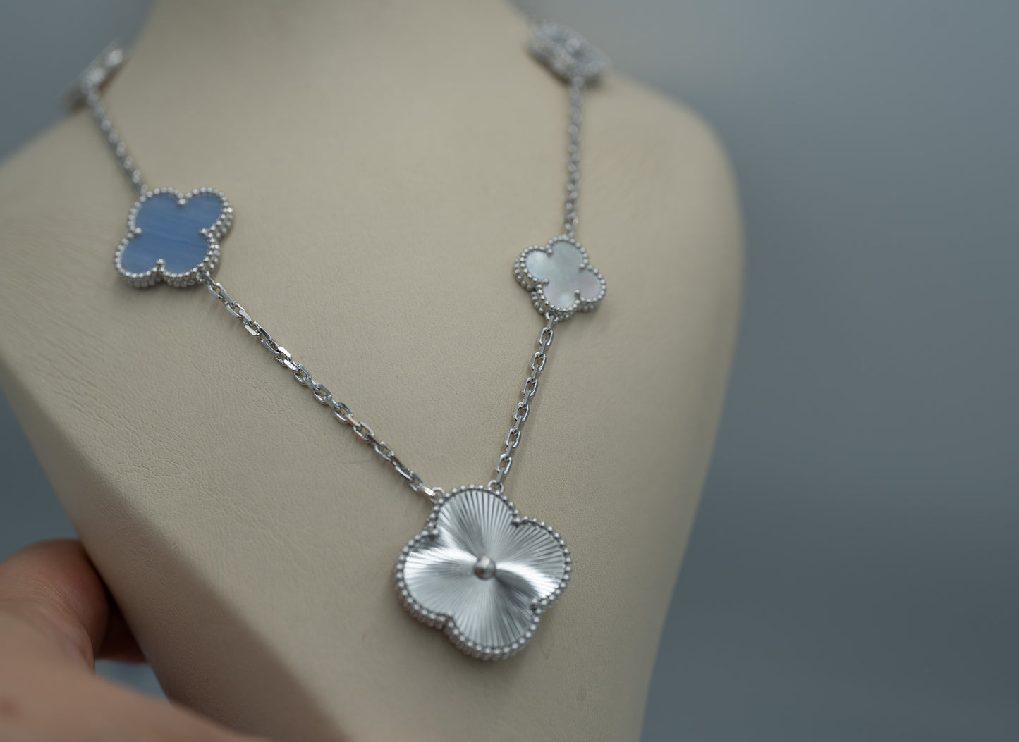 MOP Chalcedony guillioche magic clover necklace 925 silve 18k gold plated