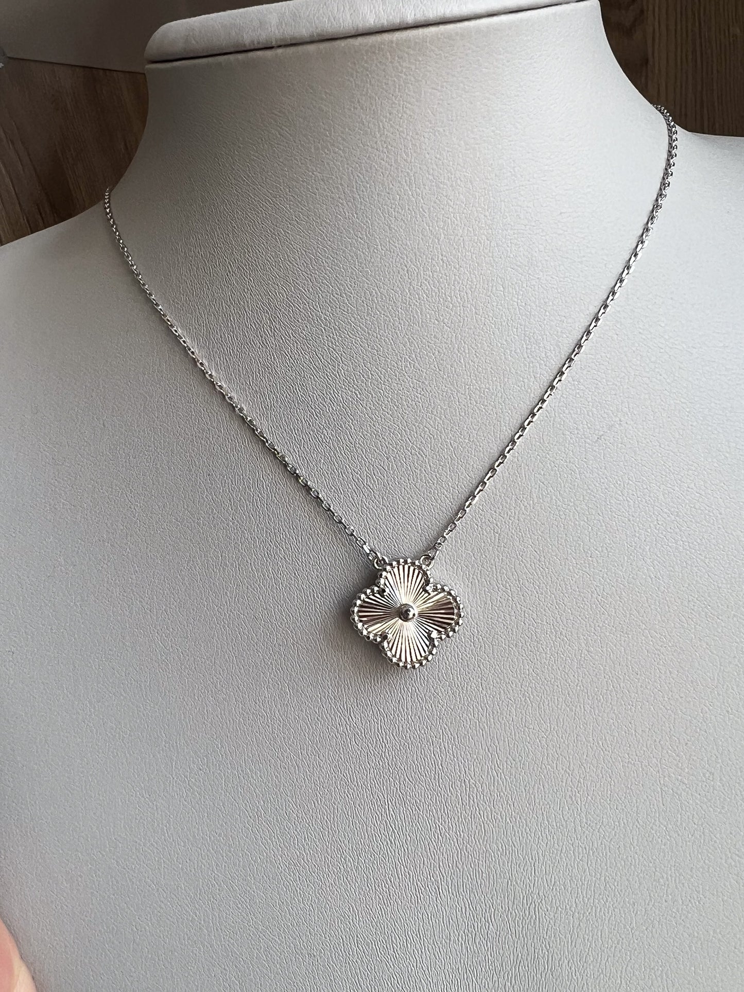 Guillioche clover necklace 15mm clover size 925 silver 18k gold plated