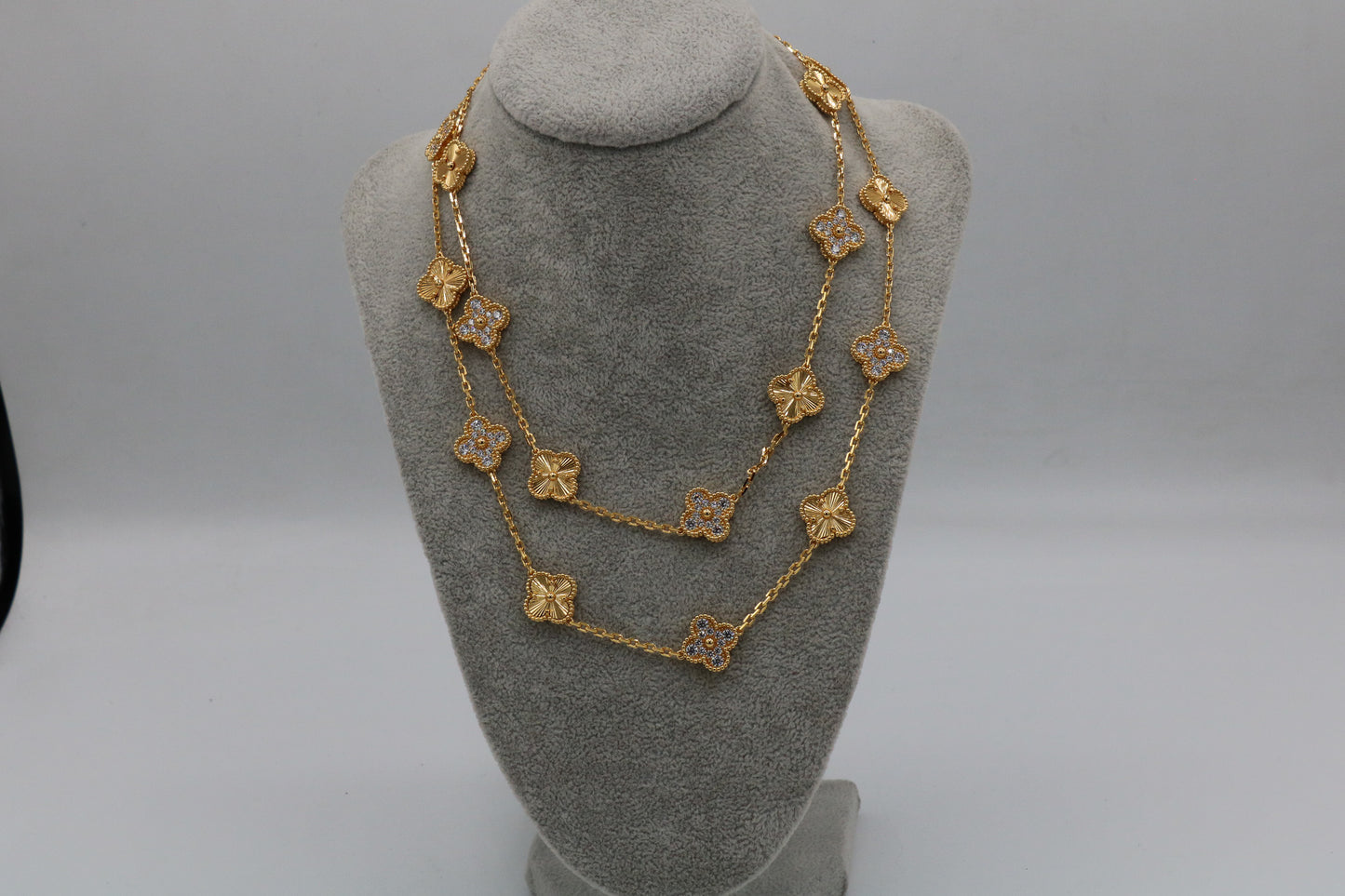 20 motif Guillioche & CZ clover necklace 925 silver 18k gold plated 84 cm long